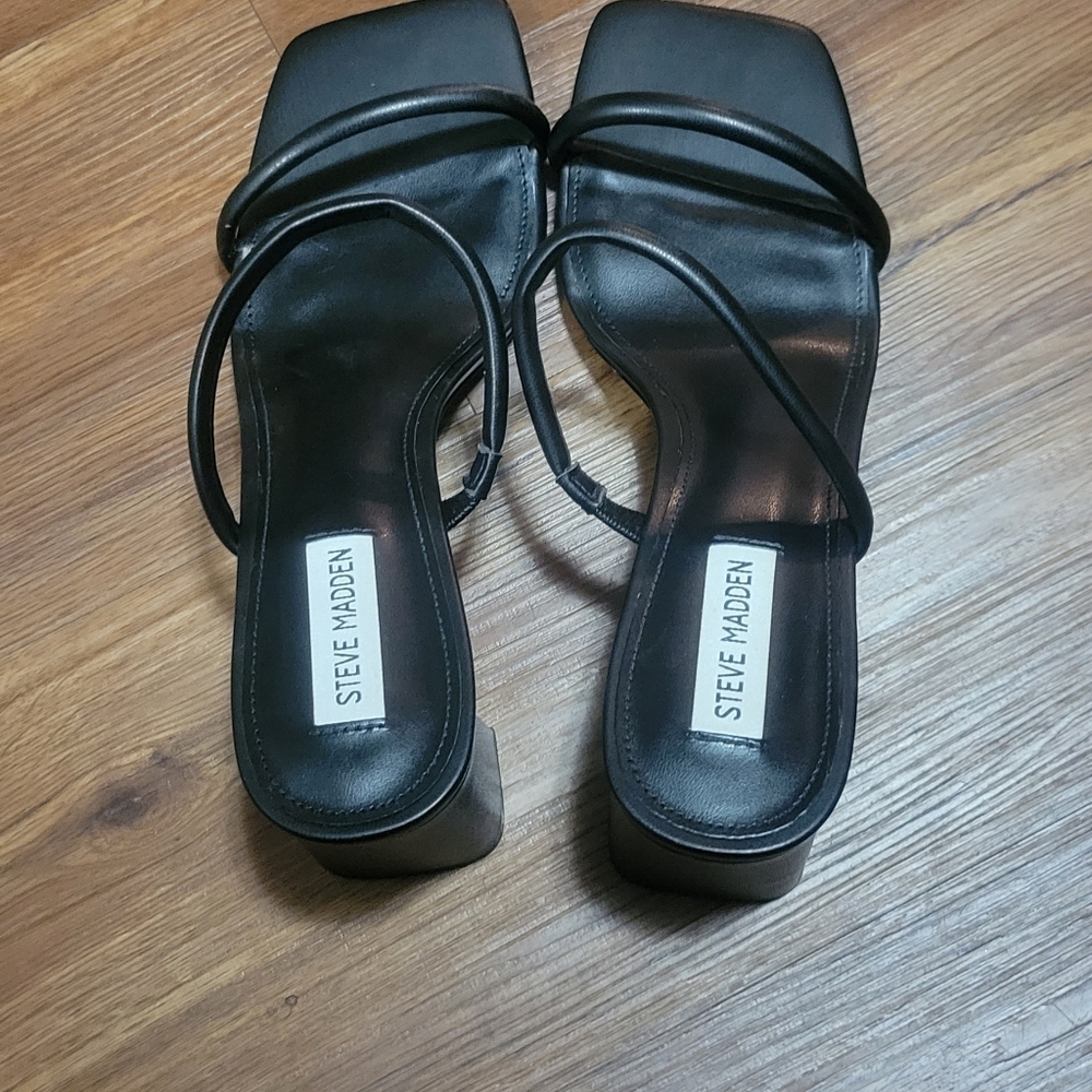 Steve Madden Lilah Sandal